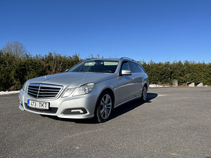 Mercedes-Benz E300 Avantgrade 3.0 170kw 2010a (2 foto / 15)