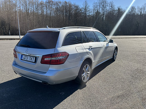 Mercedes-Benz E300 Avantgrade 3.0 170kw 2010a (7 foto / 15)