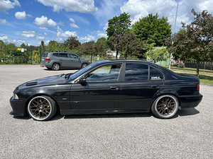 BMW E39 540i manuaal (9 foto / 15)