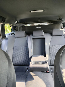 Продам Toyota Corolla Hybrid Touring Sports (7 фото из 15)