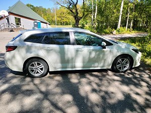 Продам Toyota Corolla (3 фото из 15)