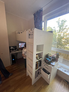 ИКЕА СМОСТАД Кровать-чердак, 90x200 см (2 фото из 3)