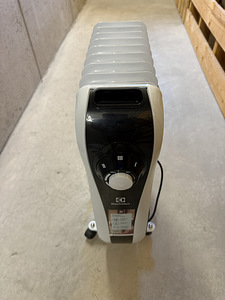 Electrolux (5 фото из 6)