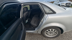 AUDI A4 B6 2.5 120kw (10 foto / 10)