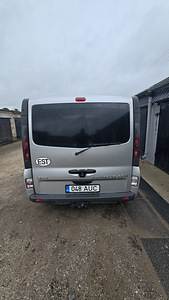 Opel Vivaro 1.9 R4 DTi 74kw (2 foto / 9)