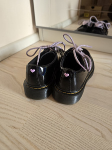 Dr Martens Размер 32 (5 фото из 5)
