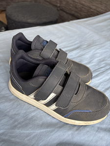 Кроссовки Adidas 31