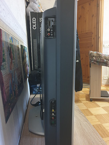 Продам телевизор SONY (2 фото из 3)
