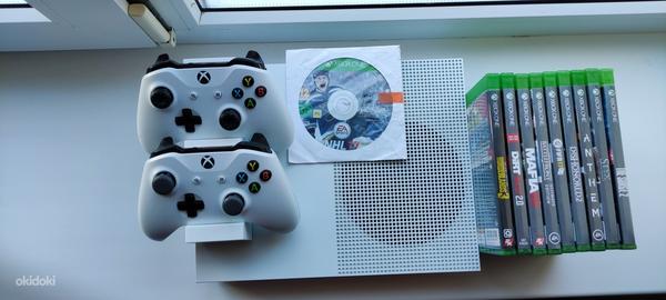 Xbox one s 1 Тб + 12 игр (фото #3)