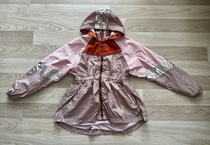 Ted Baker tüdrukute tuulejope 146 (1 foto / 5)