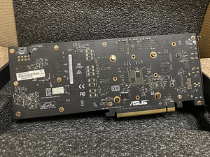 GTX 1060 6GB (2 foto / 3)