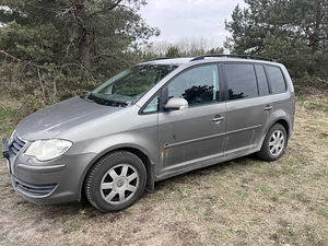 Vw Touran (3 foto / 9)