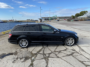 MERCEDES-BENZ C 320 4MATIC AMG PAKET AVANTGARDE (5 foto / 15)