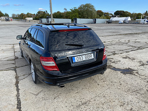 MERCEDES-BENZ C 320 4MATIC AMG PAKET AVANTGARDE (6 foto / 15)