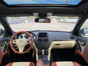 MERCEDES-BENZ C 320 4MATIC AMG PAKET AVANTGARDE (8 foto / 15)