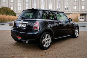 MINI Cooper D (5 фото из 9)