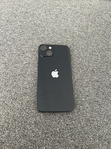 iPhone 13 128Gb (2 foto / 3)