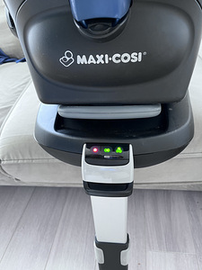Maxi Cosi+Familyfix alus (1 foto / 2)
