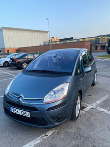 Auto Citroen C4 Picasso 1.6 HDi 80kw (2 foto / 13)