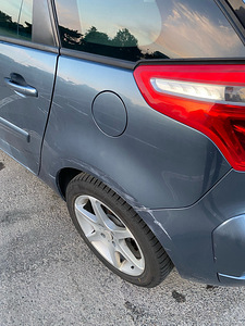 Auto Citroen C4 Picasso 1.6 HDi 80kw (13 foto / 13)