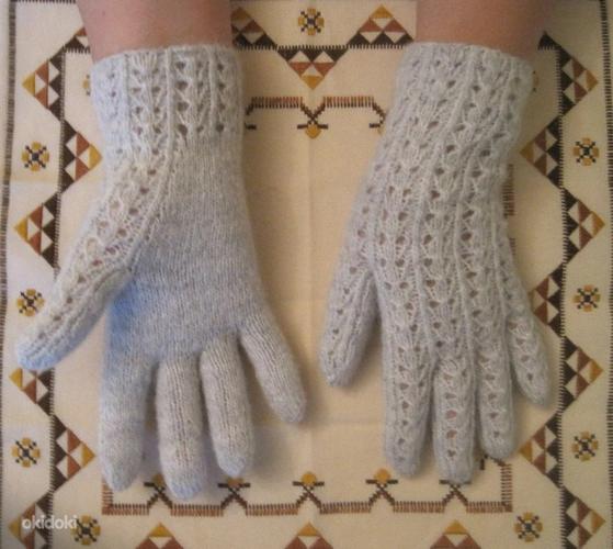 Ручное ажурное вязание шерстяные перчатки (фото #7)