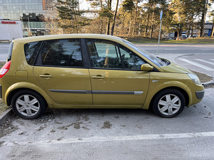 Renault megane scenic (4 foto / 5)
