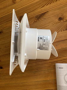 Niiskussensoriga ventilatsioon Bosch Fan 1900DH W (4 foto / 10)