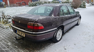 Opel Omega B 2.0 100Kw Üv 01.24 (3 foto / 7)