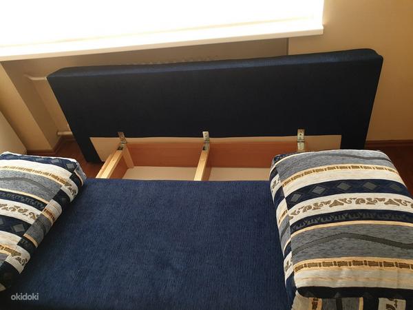 Раскладной диван-кровать трансформер в приличном состоянии (фото #2)
