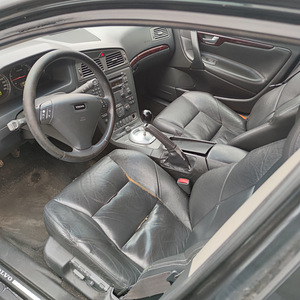 Volvo s60 d5 2.4 2002a (5 foto / 10)