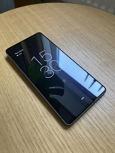 Продается: Google Pixel 7 Obsidian 128gb + корпус Spigen (2 фото из 3)