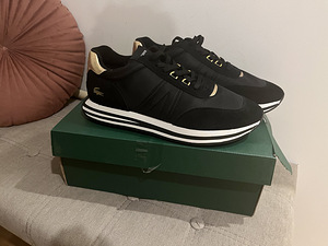 Lacoste jalatsid 43nr (1 foto / 2)
