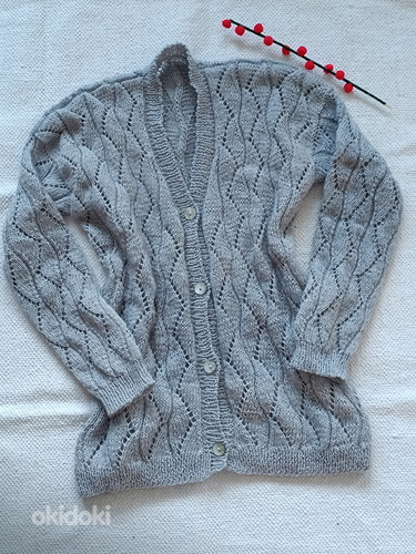 Новый свитер ручной работы размера М. (фото #2)