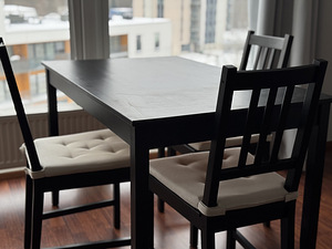 Sööögilaud IKEA LERHAMN + 3 tooli (1 foto / 1)