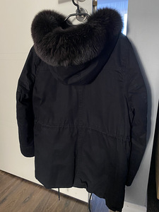 Naturaalse karvaga parka (1 foto / 3)