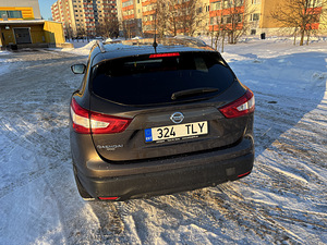 Nissan Qashqai DIG-T 1.2 B,A 2016 (5 foto / 9)