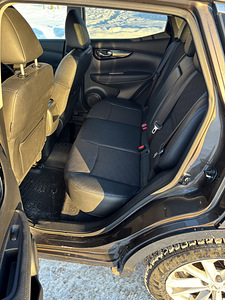 Nissan Qashqai DIG-T 1.2 B,A 2016 (8 foto / 9)