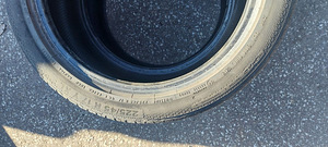 17 " Barum suverehvid 225 45 17 2tk (2 foto / 2)