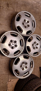 16 " Mercedes диски 5x112 16x7,5 et 35 (2 фото из 3)