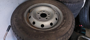 16 " kaubiku veljed 5x130 rehv 215 75 16C Peugeot Fiat Renau (2 foto / 2)