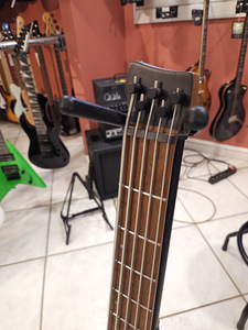 Ibanez EHB1005 Basskitarr (3 foto / 3)
