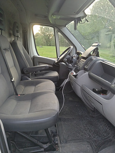 Peugeot Boxer (3 foto / 7)