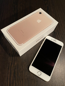 iPhone 7 розовое золото 32Gb