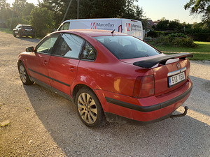VW Passat 1.9tdi автомат (3 фото из 6)