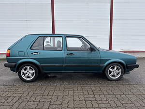 Volkswagen Golf 2 (5 foto / 9)