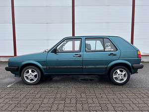 Volkswagen Golf 2 (6 foto / 9)