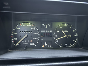 Volkswagen Golf 2 (9 foto / 9)