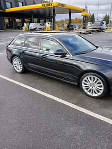 Audi A6 C7 (2 фото из 10)
