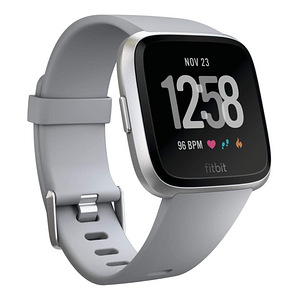 Умные часы Fitbit Versa в идеальном состоянии. (5 фото из 5)