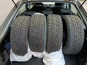 Talverehvid Bridgestone Noranza 215/60R17 (1 foto / 6)